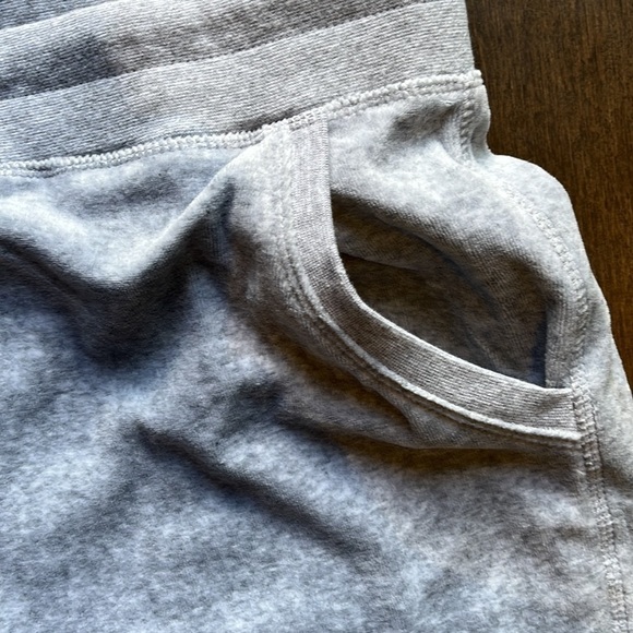 Ambiance- women’s jogger, track pants- grey, size Large - Picture 3 of 6